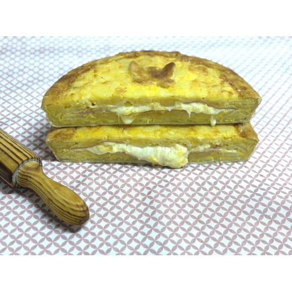Empanada de Tortilla de Patata