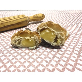 Compra minicroissants bañados en chocolate, rellenos de cacao o crema
